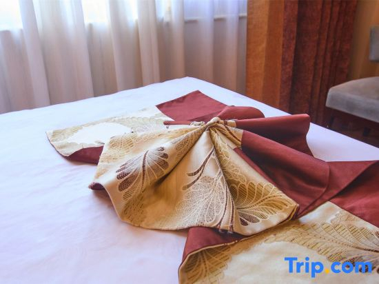 Zhun Ga Er Pearl Hotel