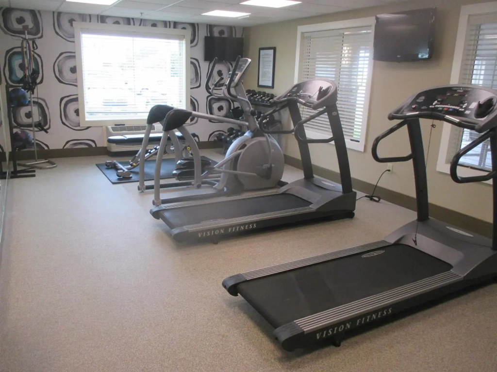 BEST WESTERN Plus Menomonie Inn & Suites