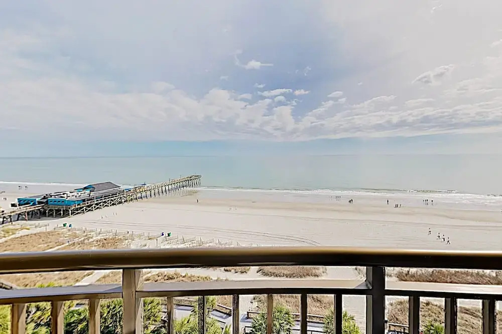 New Listing! Beach Penthouse W/ All-season Pool 1 Bedroom Condo