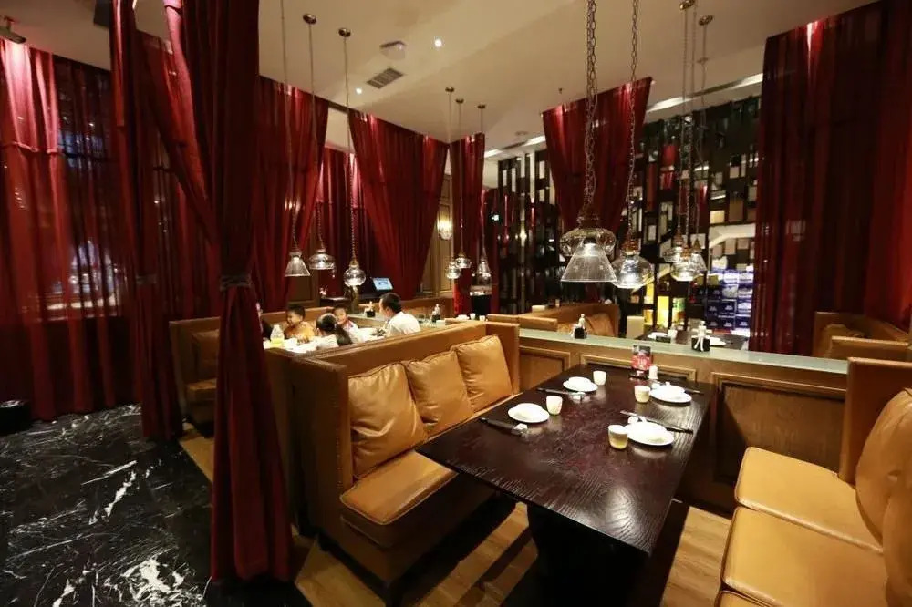 Carnival Fashion Hotel