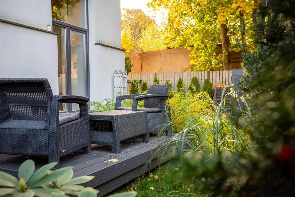 #stayhere - Unique Spacious & Modern 2BDR Upscale Neighbourhood