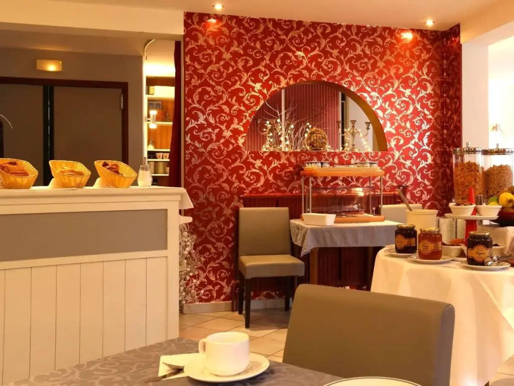 Logis Hôtel La Terrasse Fleurie