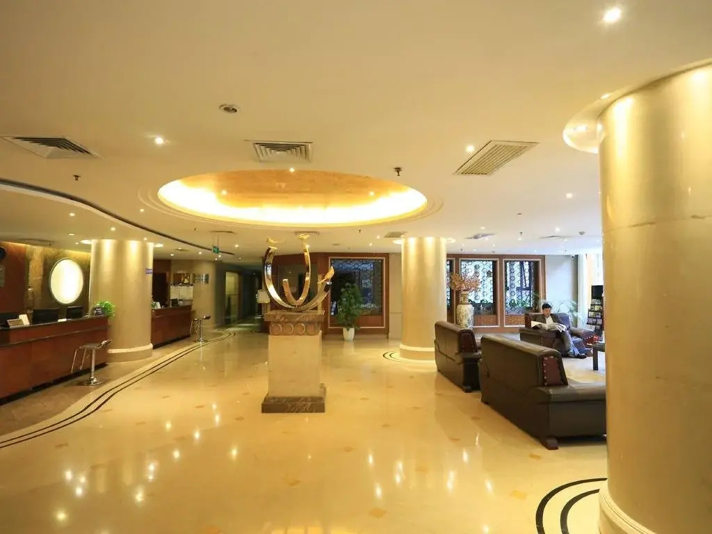Chongqing South Garden Hotel