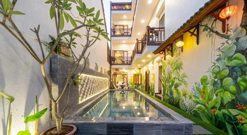 Blue Whale Homestay