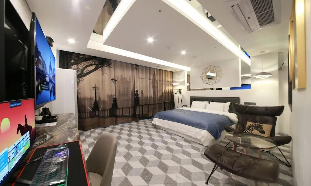 Gimpo Hotel M Tower