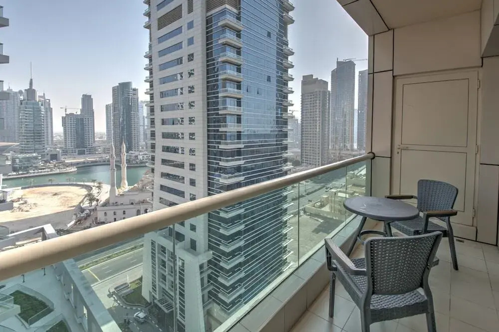Royal Oceanic - Studio Apartment - MSG 8724