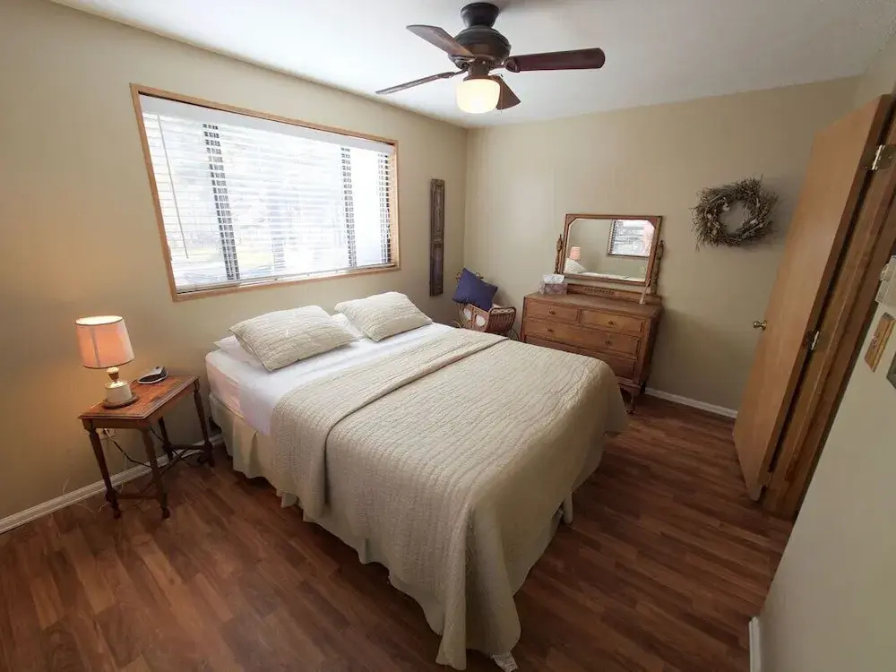 Aspen Creek - 4 Bedroom with Hot Tub on Chalk Creek Home