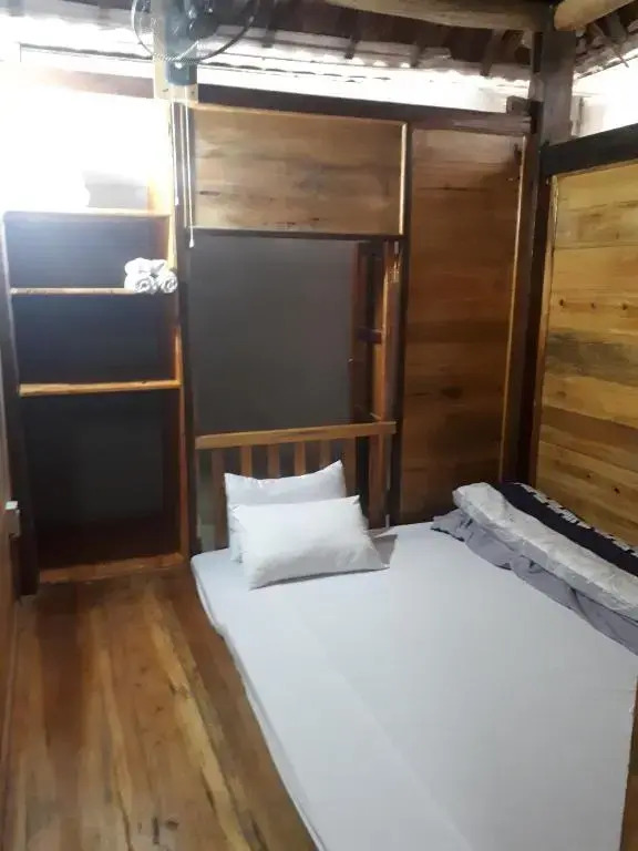 Linh Homestay and motorbikes rent