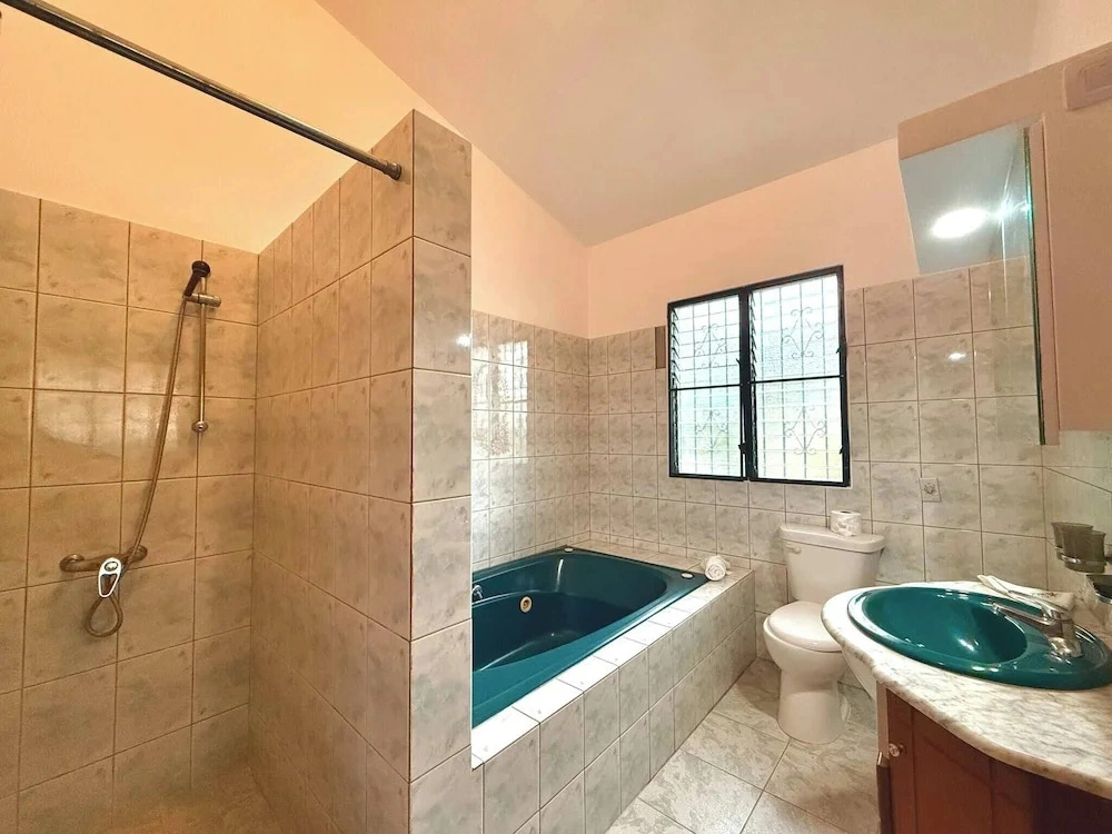 2BR 2bth w King Size BED & Private Pool in Sosua