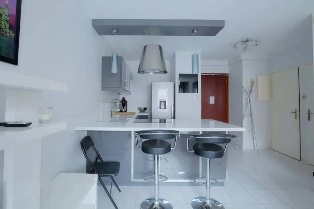 Newly Renovated Apartment: 6th District