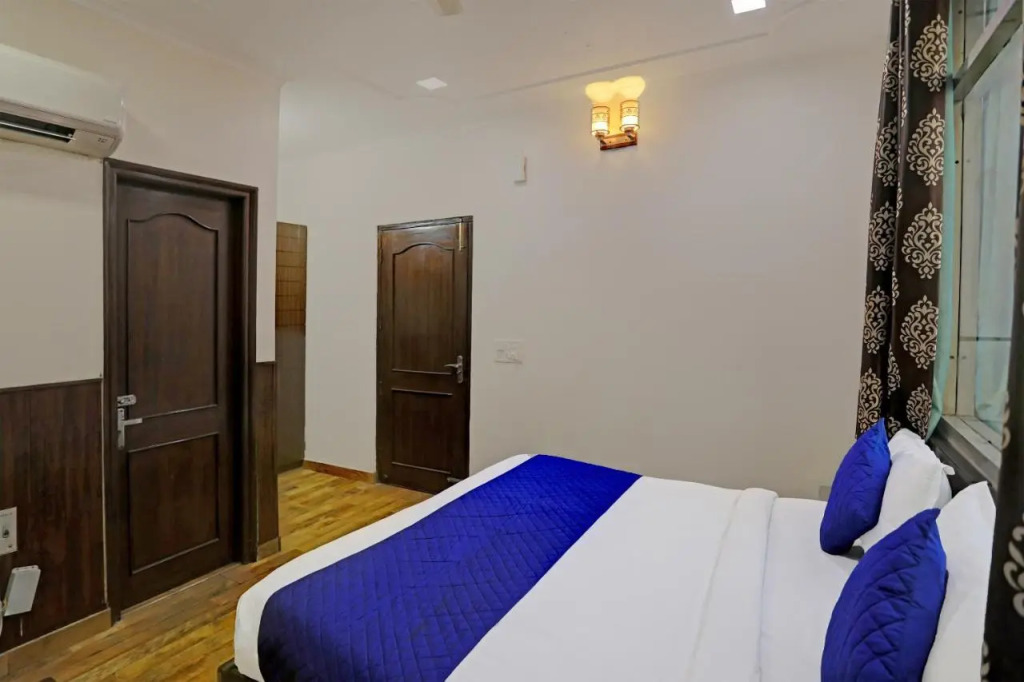Hotel Grand Tushar