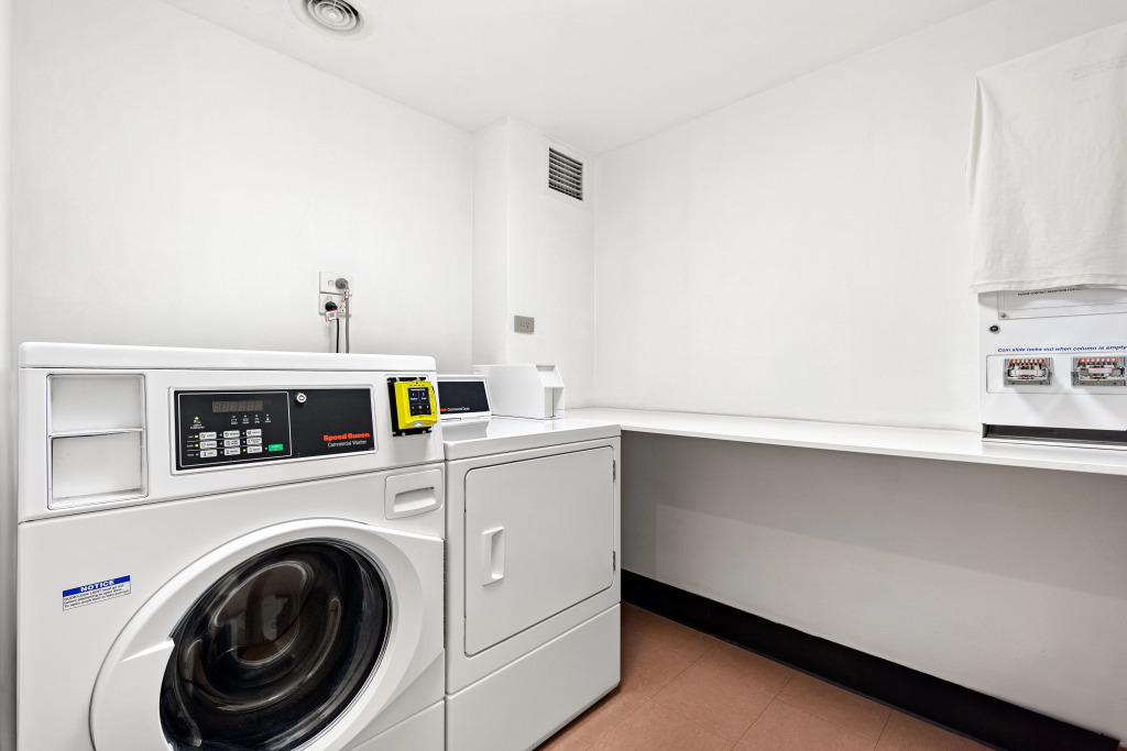 Melbourne City Suites