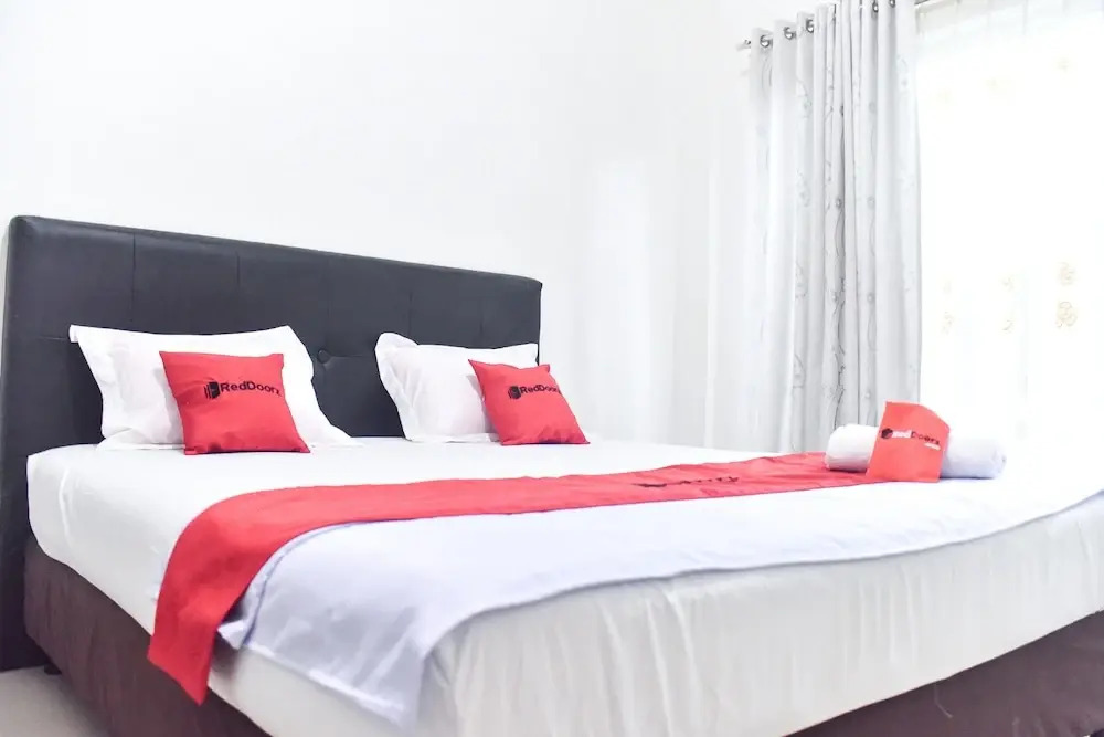 KG Kanaka Giana Hotel by RedDoorz