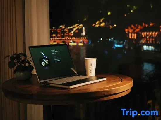 Zhenyuan Jiangshanju · Jiangshang Chunshan Scenic Homestay