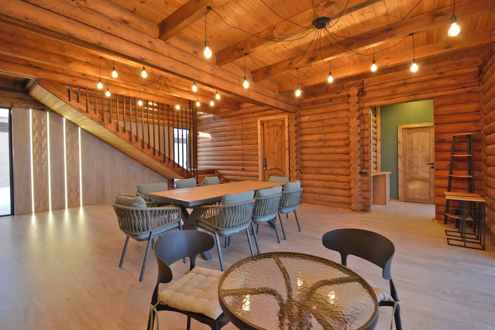 Wooden Villa with pool and sauna