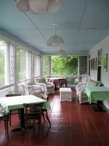 Windflower Inn