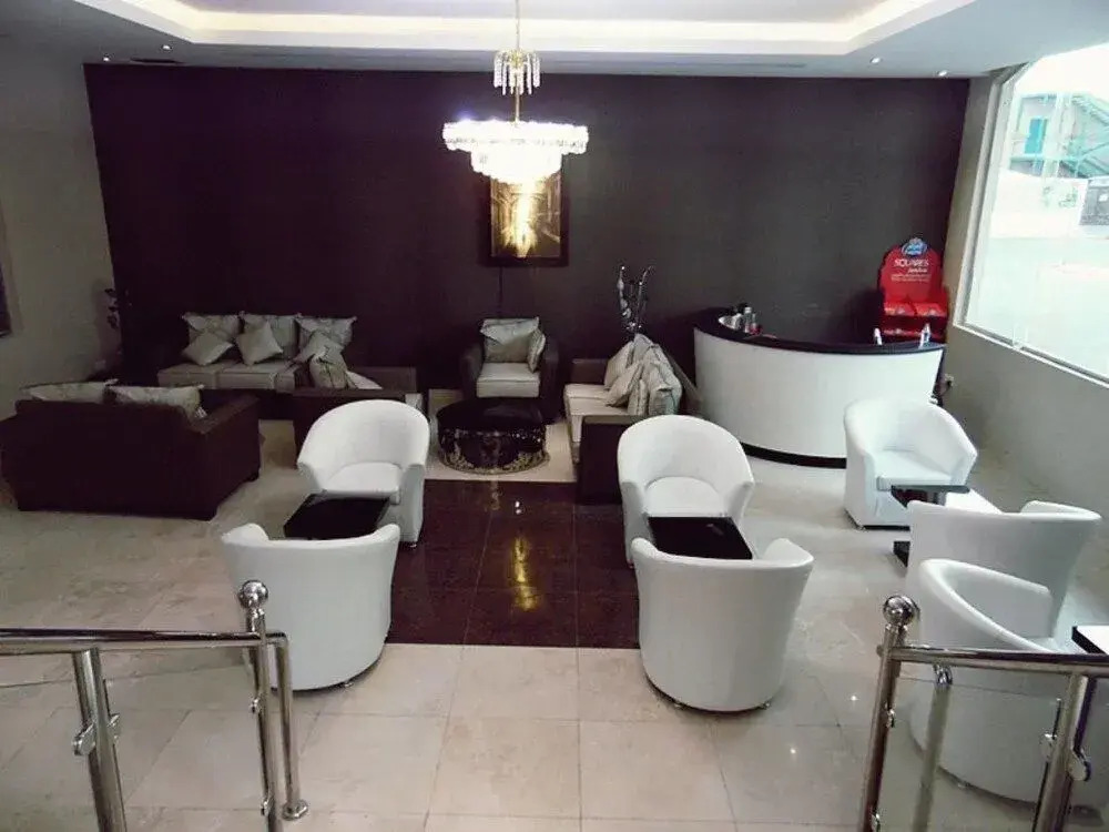 Romooz Inn Hotel Suites