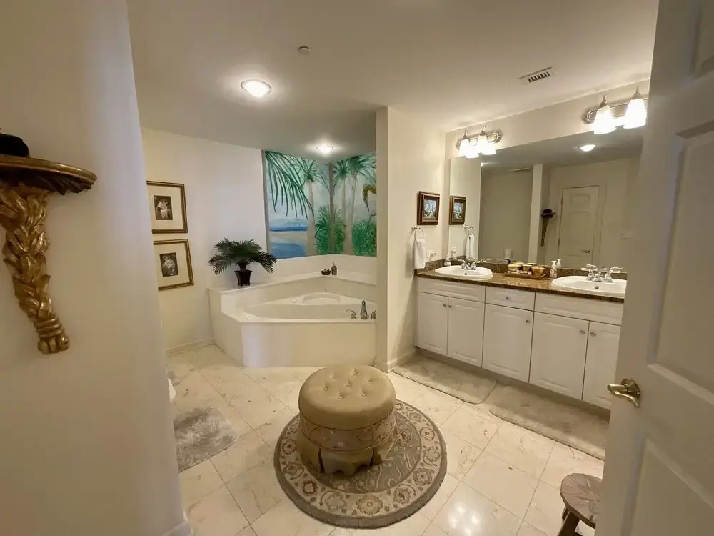 Corner Oceanfront 16th Floor Beauty With Access To All Amenities 4 Bedroom Condo