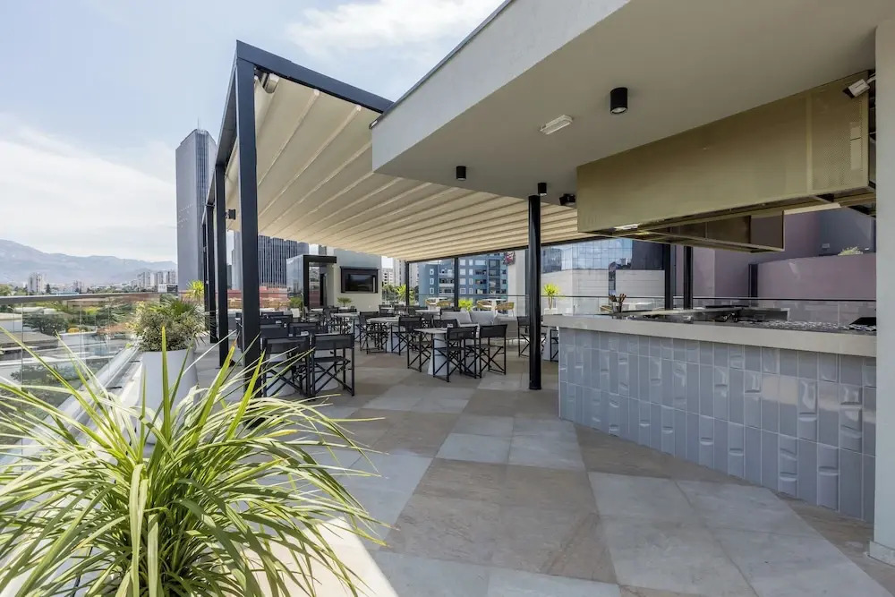 Cora Hotel