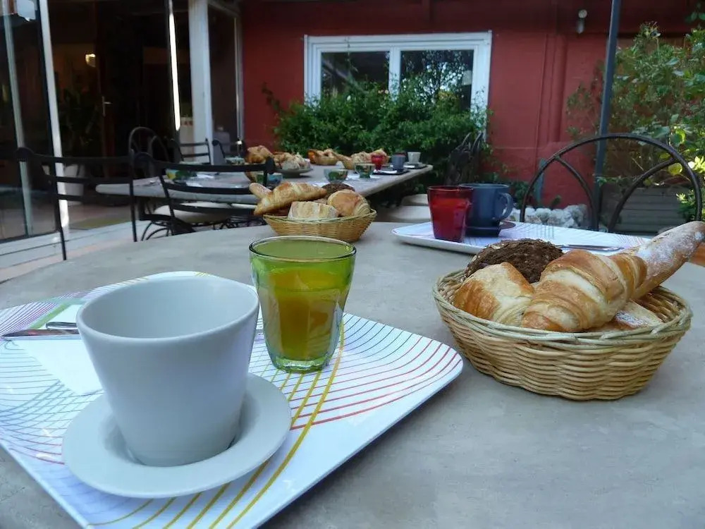Hôtel La Villa Patricia - Charme et Tradition