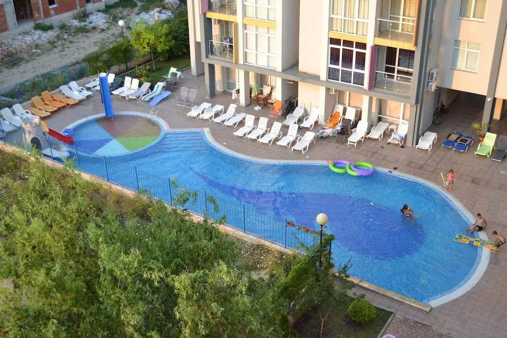 Sun City Apartments