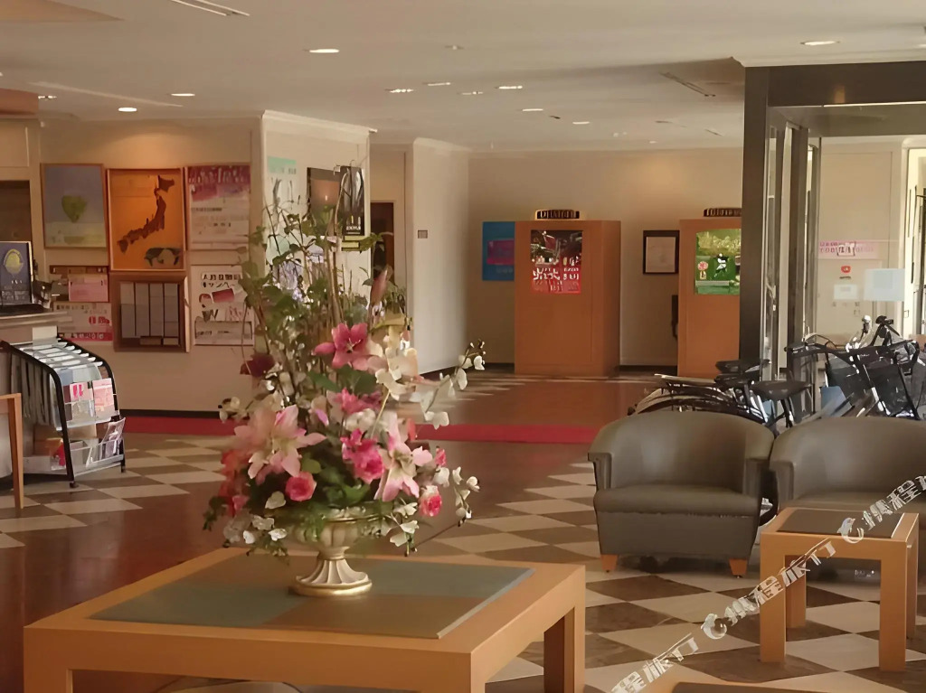 Hotel Sunroute Patio Goshogawara