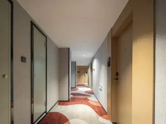 Shankee Chain Hotel (Lingshui Xincun Zhen Nanwan Houdao)