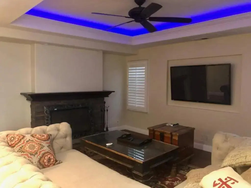 Family Home- Luxury Oasis- Minutes To Beach