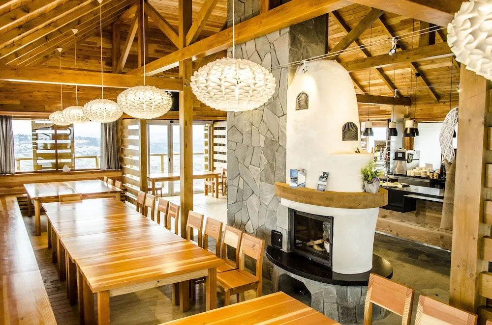 Hotel Kompleks Beskid z basenem i stokiem narciarskim - blisko Babiej Góry