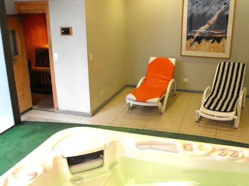 Seven Apart Hotel