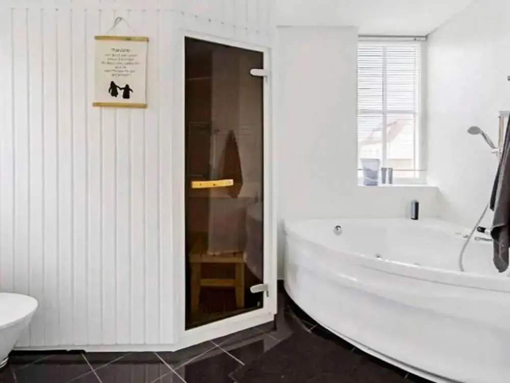 8 Person Holiday Home in Lokken-by Traum