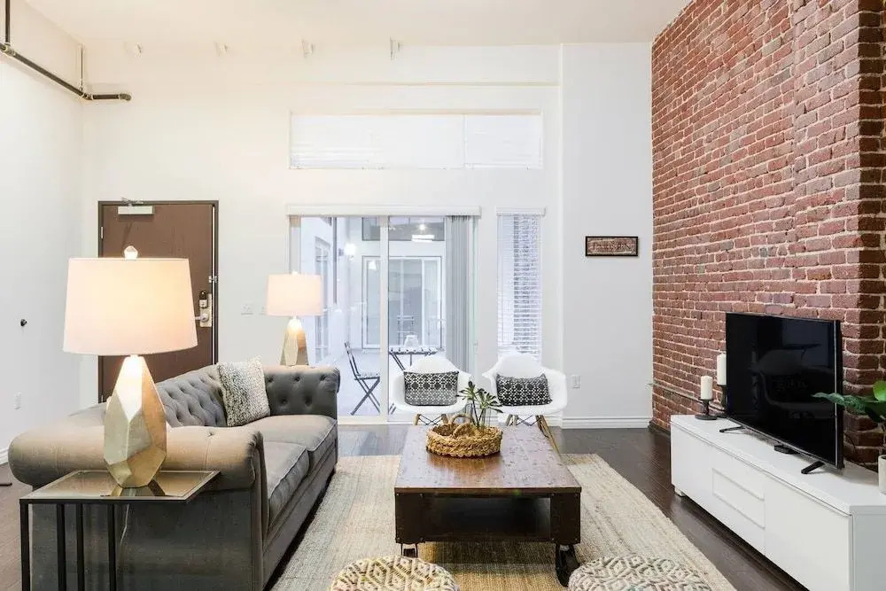 Explore Downtown From A Debonair Urban Loft