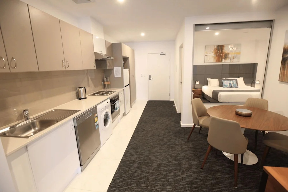 The Palms Apartments