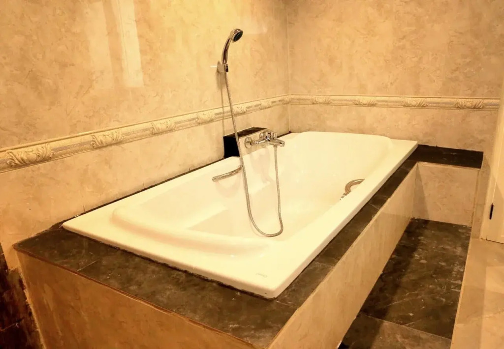 Phutaewan Resort and Spa