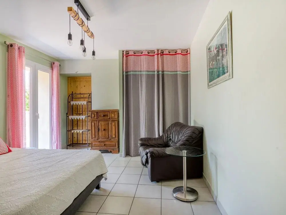 Holiday Home in Rasteau with Private Pool