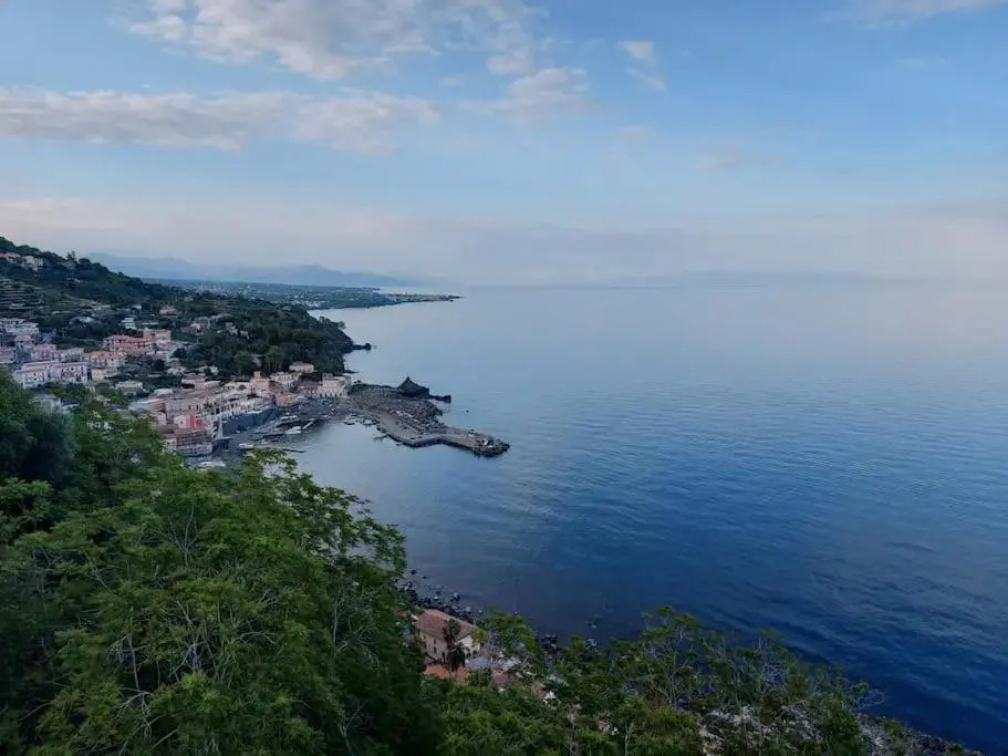 Via Vastea 43, tra il barocco e il mare