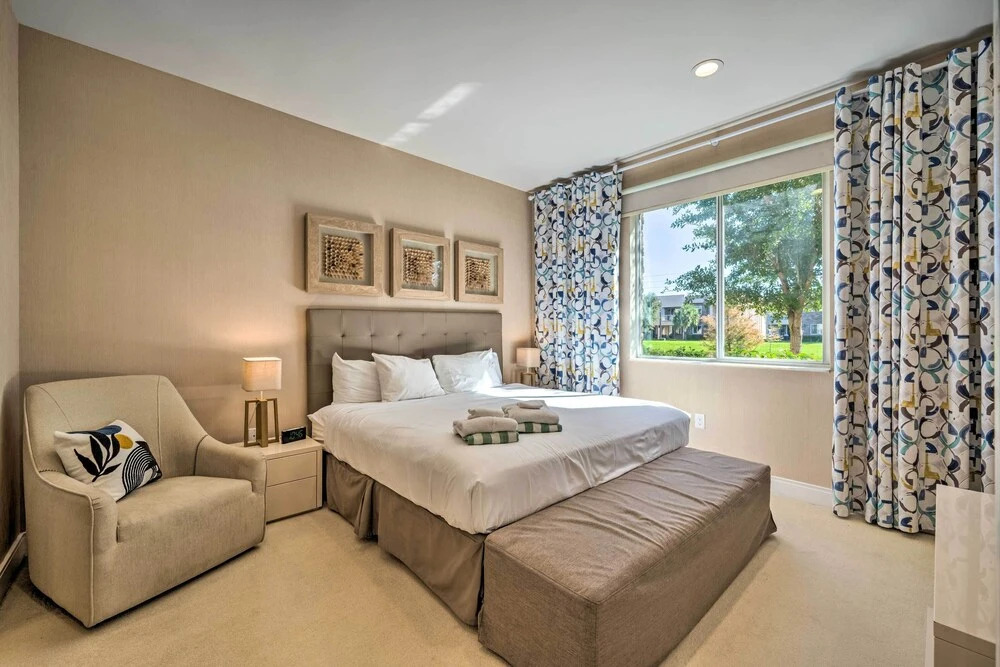Upscale Townhome Close to Walt Disney World!