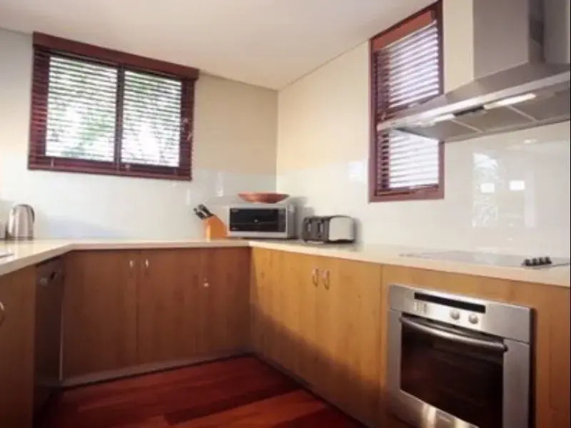 6/21-25 Fletcher Street - A Seventh Heaven