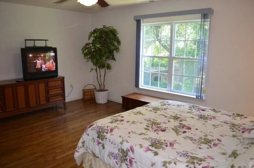 Sullivan - 3 Br Home