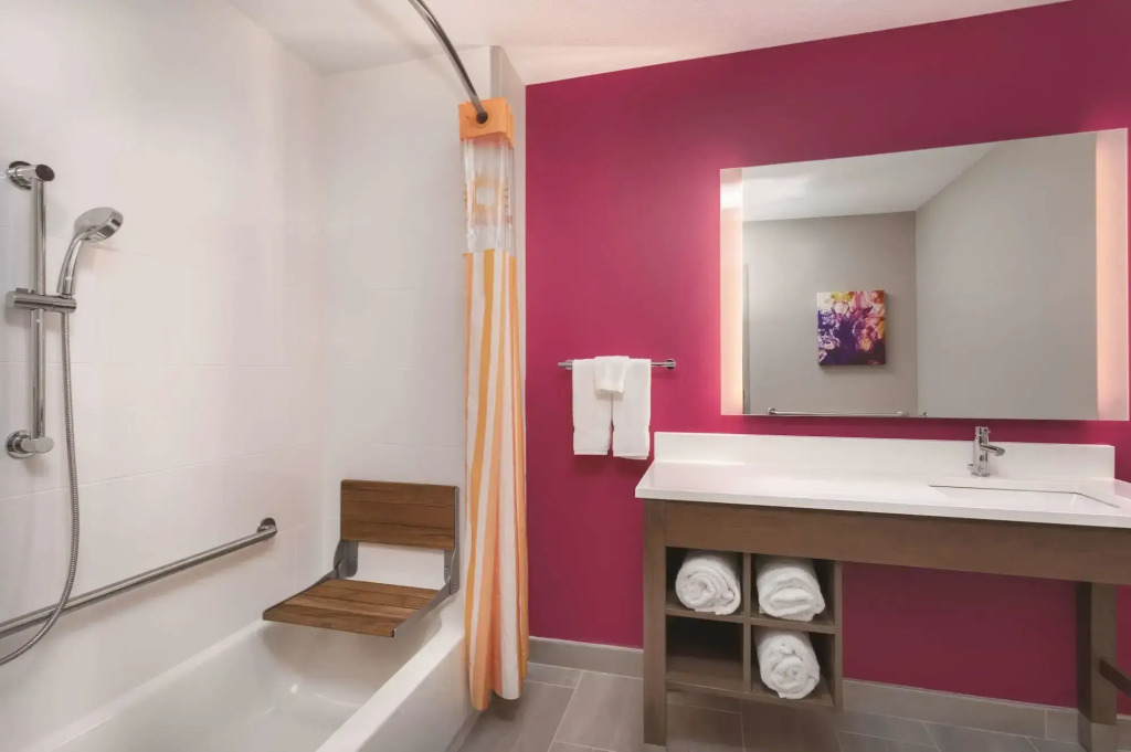 La Quinta by Wyndham South Jordan