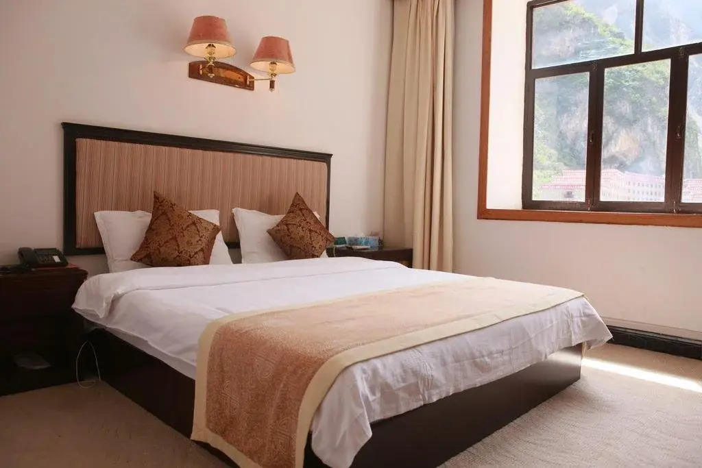 Shangri-La Balagezong Shuizhuang Hotel