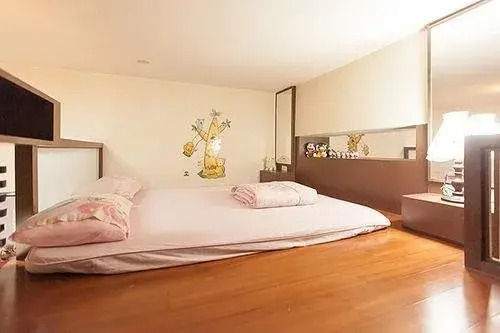 Kaohsiung near Main station - Girl House Bali style Quad room