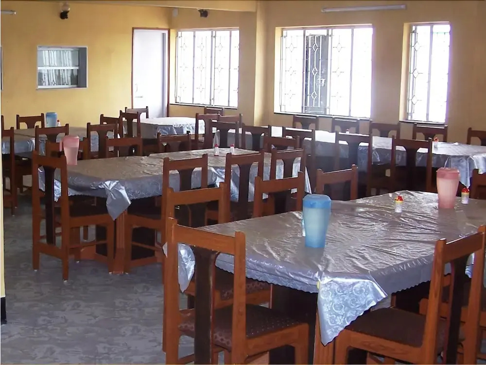 Hotel Deepak