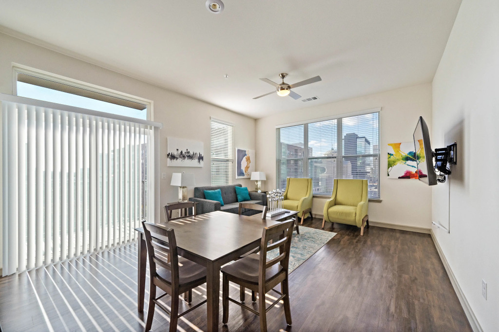 Bright & Recently Upgraded 2BR Apartment