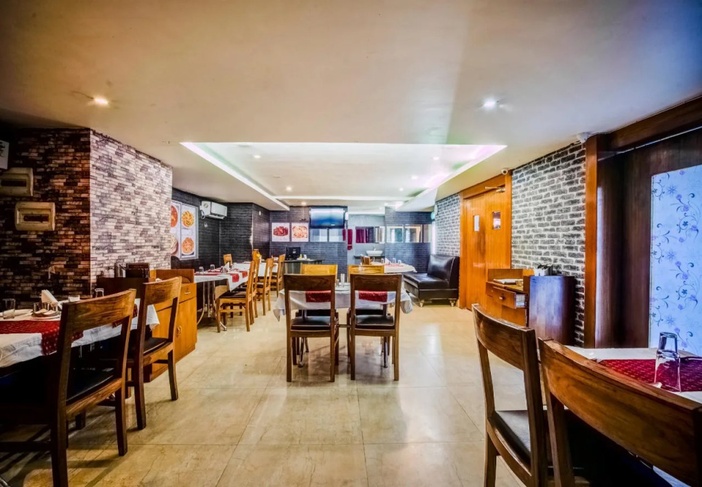 Hotel Rajdoot By OYO Rooms