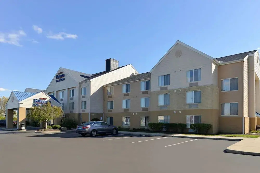 Fairfield Inn & Suites by Marriott Dayton Troy