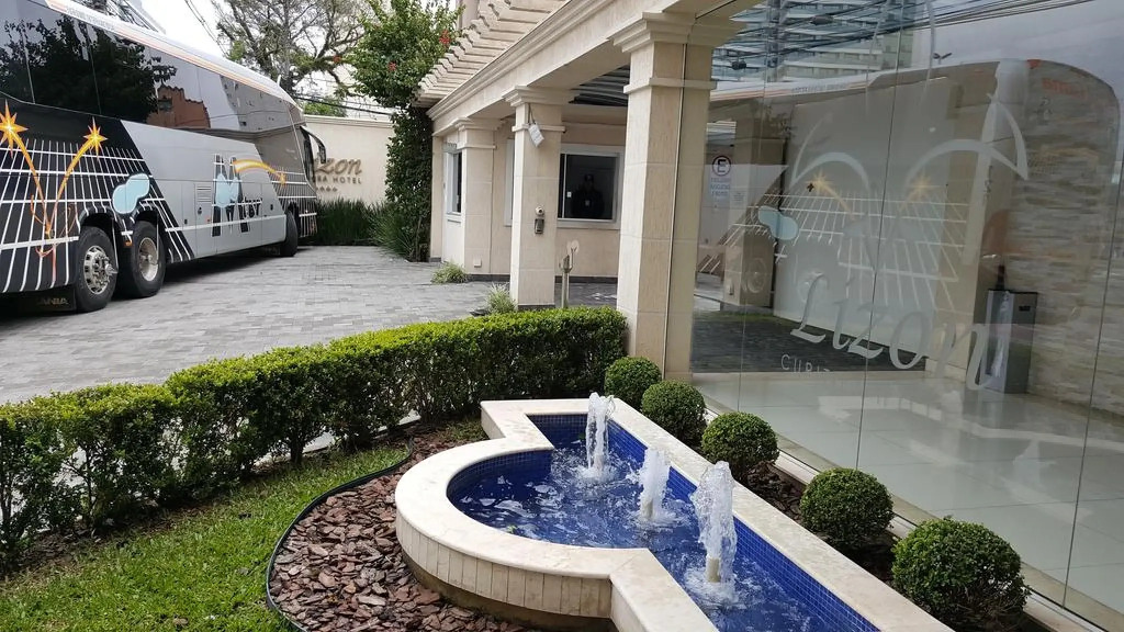 Lizon Curitiba Hotel