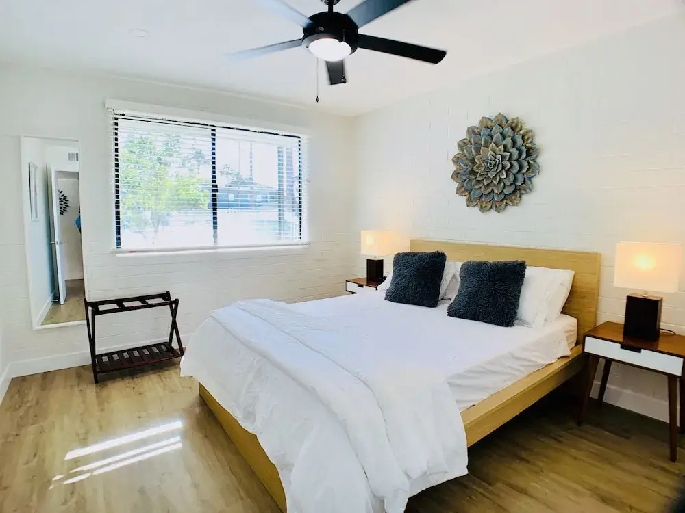 Primo Old Town Location with Heated Pool