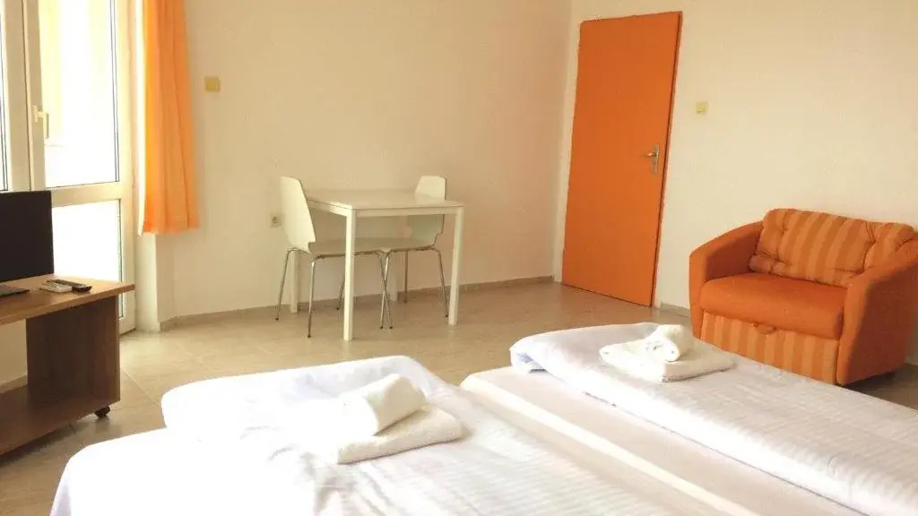 Family Hotel Perla