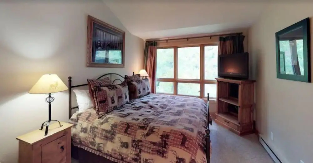 3 Bedroom Residence in Cascade Village Next to Chair Lift 20 and Shuttle Services to Vail Village